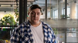 Сюжет и дата выхода Сериала_ Большой человек _ Анонс