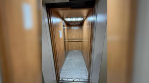 Лифт с подростком сорвался с 14 этажа в Красноярске.