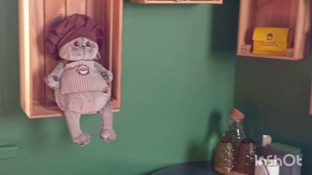 ЧЕМ СЕБЯ ПОБАЛОВАТЬ...?