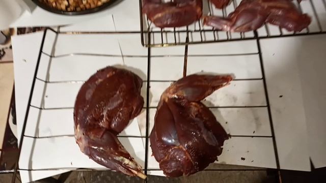 заяц горячего копчения.