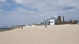 Пляж у Гранд Отеля 29 марта Анапа