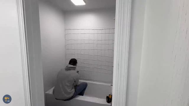 Установка ПВХ панелей на стены в ванной