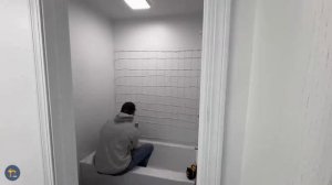 Установка ПВХ панелей на стены в ванной