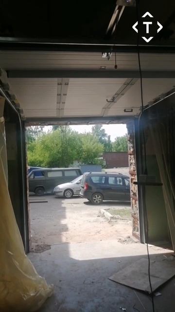 Гаражные секционные ворота серии RSD01, DoorHan (1)