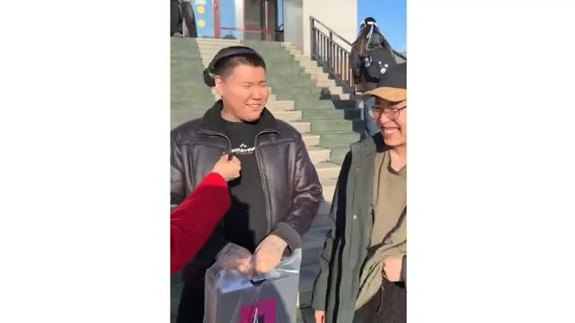 Видеоопрос: когда вы в последний раз были за границей?