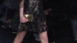 Показ женской коллекции Valentino осень-зима 2015-2016