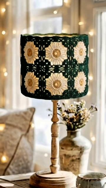 Абажур из бабушкиных квадратов крючком