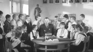 Д/ф «Твои книжки» (1953 г.).