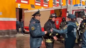 Ярославские пожарные показали, как провожают сослуживцев на заслуженную пенсию