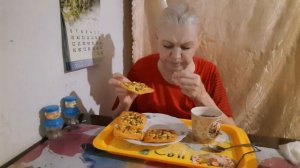 01-04-2026 #mukbangtatyanaeats #еда #мини пицца 🍕 🍕 #ленивые пирожки