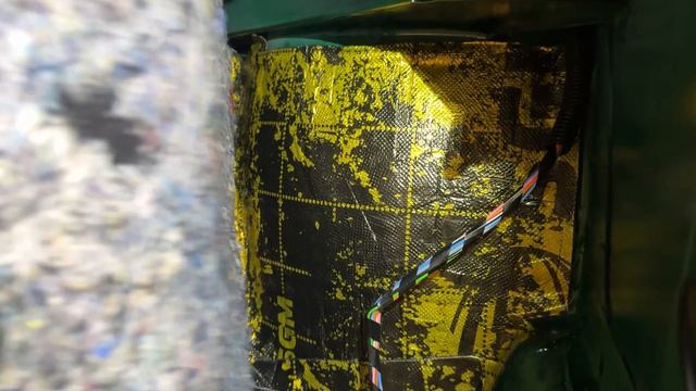 Сколько заводится виброизоляция при шумоизоляции авто на примере Lada Niva Urban