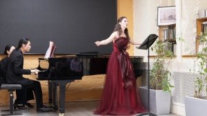 Екатерина Соколова исполняет «Любовные чары» из опуса 13 Клары Шуман. Фортепиано — Се Луцзюнь