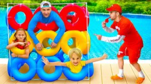 Крис учится соблюдать правила игры в бассейне