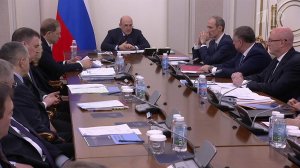 Борьбу с контрафактом, дороги и безопасность Севморпути обсуждали в правительстве.