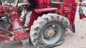 Повреждена покрышка трактора. Порез и грыжа. Пакистанский ремонт - шиномонтаж