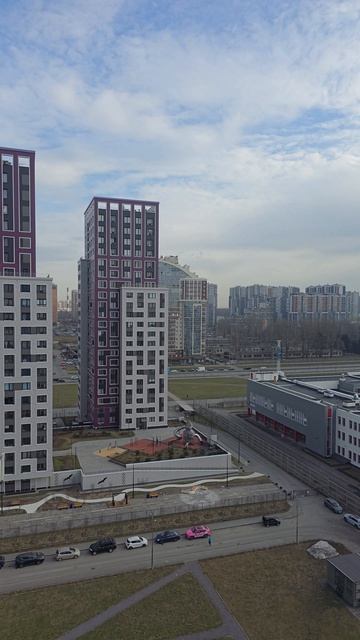 Что можно арендовать до 50 тысяч рублей рядом с центром Санкт-Петербурга. 8-965-035-80-96 Денис