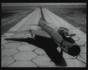 Фильмы НИИ ВВС РККА. Советские военные самолеты. Самолёт с крылом изменяемой стреловидности (С-22И)