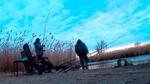 БЕШЕННЫЙ КЛЁВ РЫБЦА НА РЕКЕ!!!