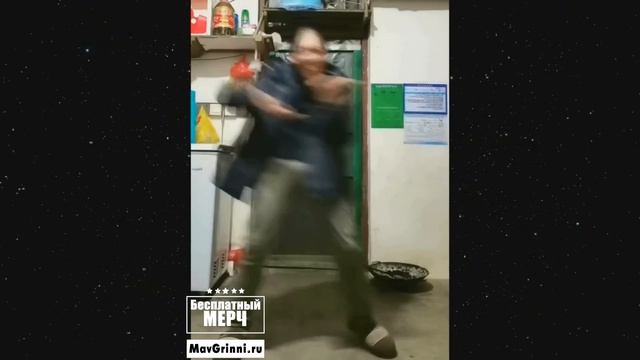ЭТО БЕЗУМИЕ! Угарная подборка приколов НЕ ПЕЙТЕ ВОДУ ПЕРЕД ПРОСМОТРОМ!Ржака!Лол!Топ Смех Видео №8790 смотреть онлайн