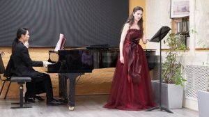Екатерина Соколова исполняет «Они любили друг друга» из опуса 13 Клары Шуман.Фортепиано — Се Луцзюнь