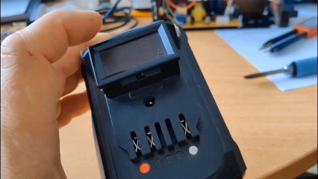 Автономное питание паяльнику