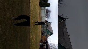 учимся бить через себя в футболе