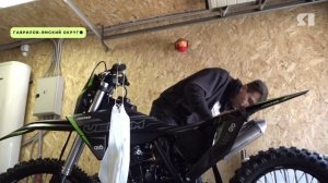 Жалуются прохожие и водители: в Ярославской области стартовал сезон питбайкеров-любителей