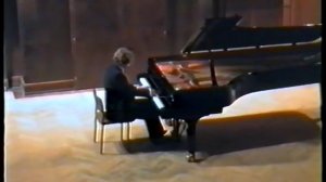 Ф. Шопен. Ноктюрн №13 до минор. Исполняет В. Селивохин. 2000