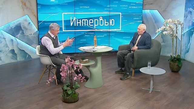 Штраф за помывку авто во дворе и мистика Денисовой пещеры | Новое утро (31.03.2026) смотреть онлайн