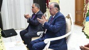 Эмомали Рахмон открыл новые социальные объекты и промышленные предприятия в Согдийской области