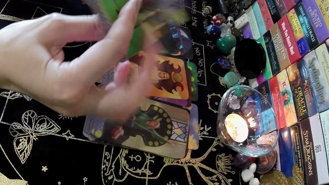 ❗КРЫСА ЗАБЕГАЛА В СВОЕЙ НОРЕ И ПИЩИТ🐀⚡ таро расклад ♥️ онлайн гадание