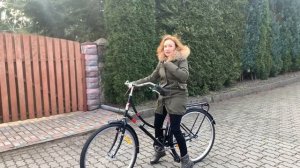 Кто пчелок уважает. Реальный Пчеловод. Автор текста и музыки песни Иеродьякон Рафаил (Романов).