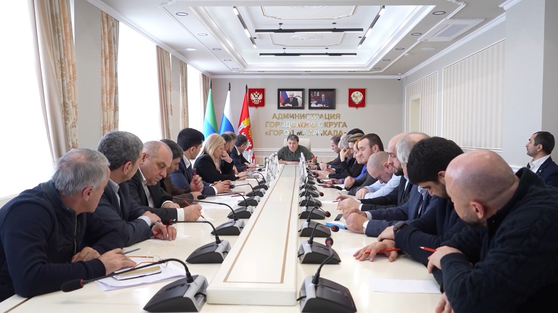 В Махачкале и пригородах остаются подтопленными улицы