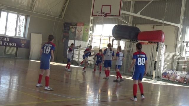 Кубок к 8 марта