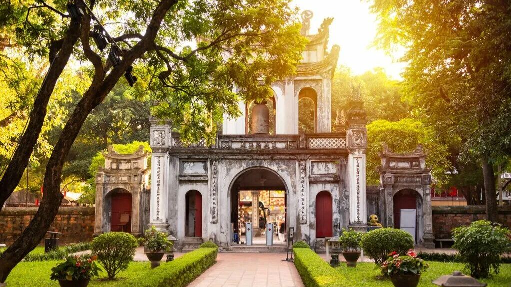 Вьетнам, Ханой. Цитадель, Храм Литературы и тюрьма Хоало