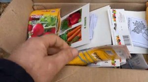 Донецк. Гуманитарная помощь жителям Петровского района