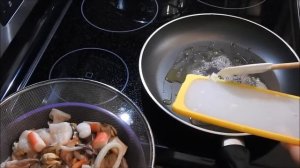 Вкусная закуска к пиву. Морской коктейль. Рецепт.