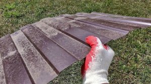 Отличная идея из обрезка профлиста! Не спеши его выбрасывать