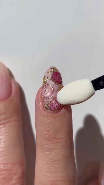 Как сделать маникюр Glass Pink Roses