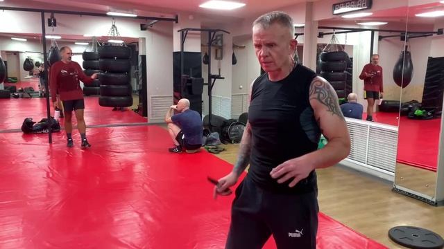 👀Маятник и подводящие упражнения к нему. 🔪