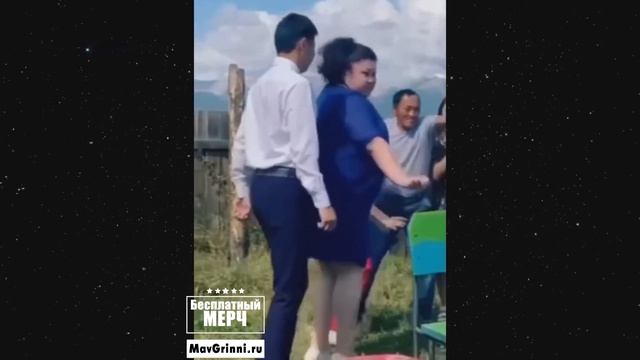 ЭТО БЕЗУМИЕ! Угарная подборка приколов НЕ ПЕЙТЕ ВОДУ ПЕРЕД ПРОСМОТРОМ!Ржака!Лол!Топ Смех Видео №4960 смотреть онлайн