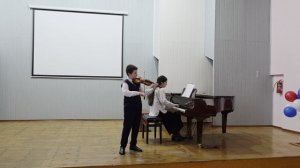 Дженкинсон Э. Танец
