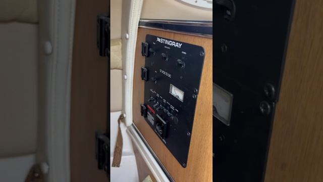 Катер Stingray 250CS