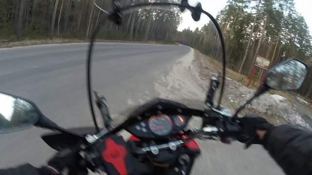 Выезжаем на скутерах Визард и Гэлакси .Тест нового ветровика.