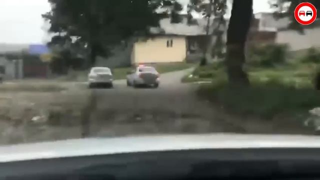 Захватывающие Полицейские Погони за Преступниками с Печальными Последствиями.