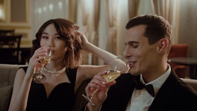 Ты холодна и безмятежна... Версия 2. Музыкальная композиция на стихи Андрея Субботина