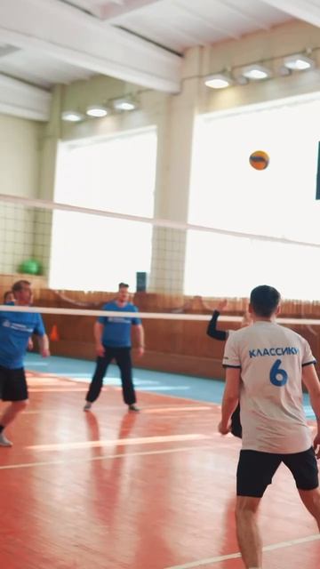 Соревнования по волейболу ТюменьЭнергоПроект смотреть онлайн
