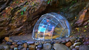 Я построил роскошное укрытие на лоне природы / Я защитил себя от дождя, снега и холода