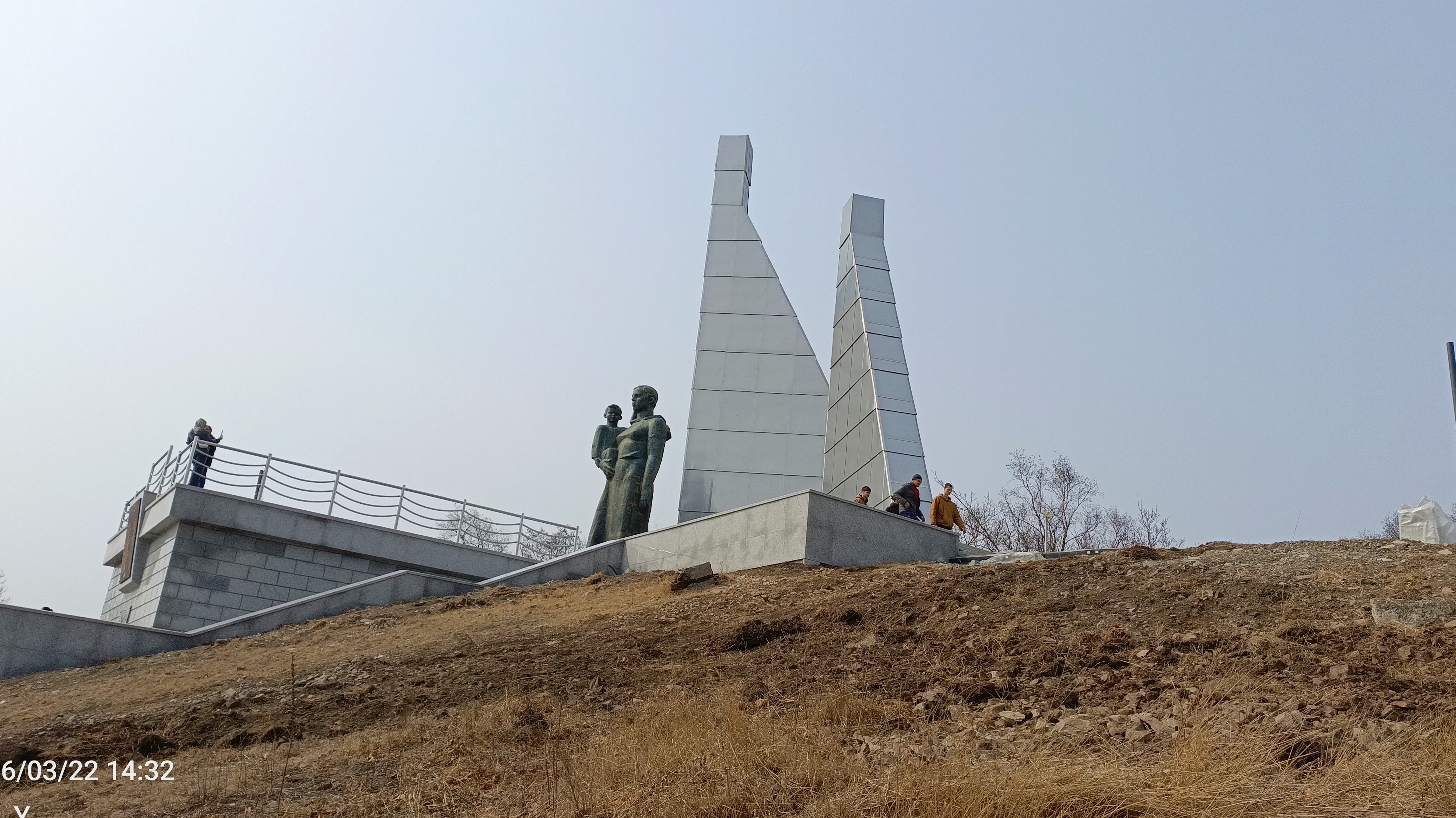 Мемориал Бокситогорск /Скорбящая мать. Находка, 21.03.2026