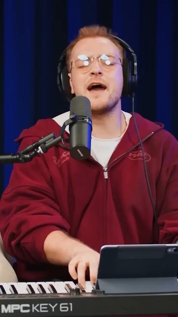 Акустическое исполнение «Крошки» на шоу «По-каверочку»  Кто уже посмотрел выпуск? Как вам?)